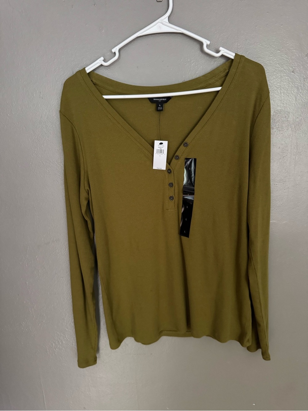 Banana Republic Olive Green Long-Sleeve Henley Top